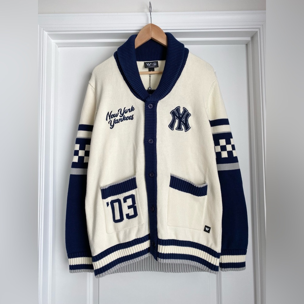 Anthropologie The Wild Collective NY Yankees MLB Cardigan Sweater (Size M) - NWT - Picture 4 of 10